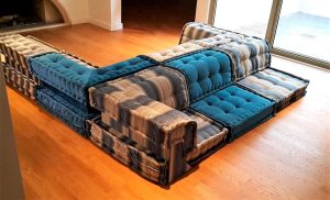 Floor cushion with back support